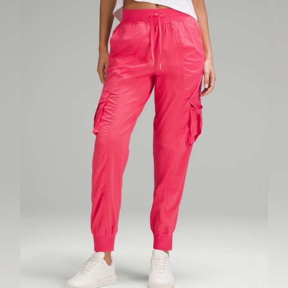 Lululemon Dance Studio Cargo Joggers - Picture 1 of 4